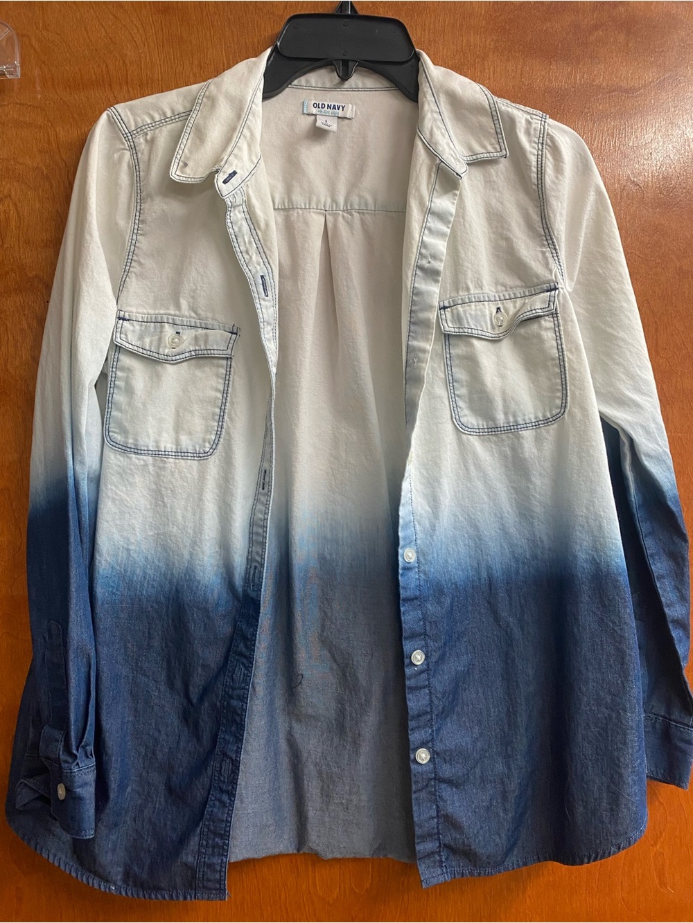 Button down - Picture 6 of 7